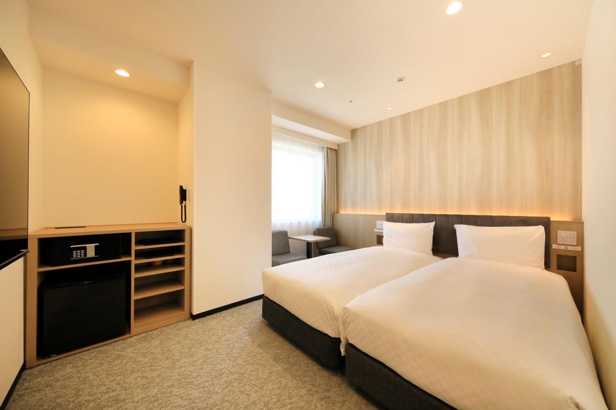 Via Inn Prime Sapporo Odori Екстериор снимка