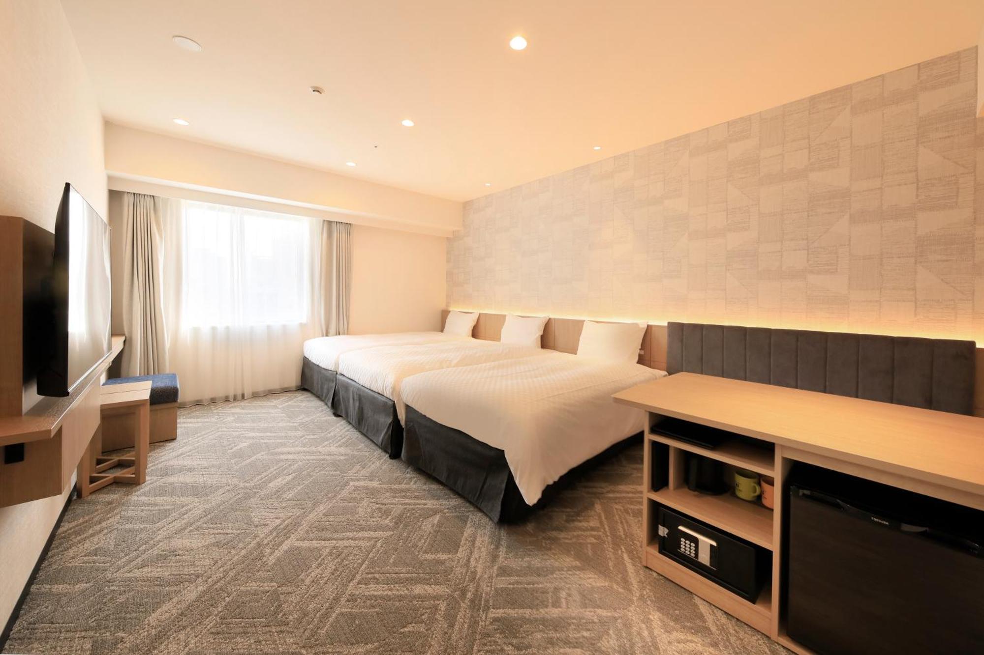 Via Inn Prime Sapporo Odori Екстериор снимка