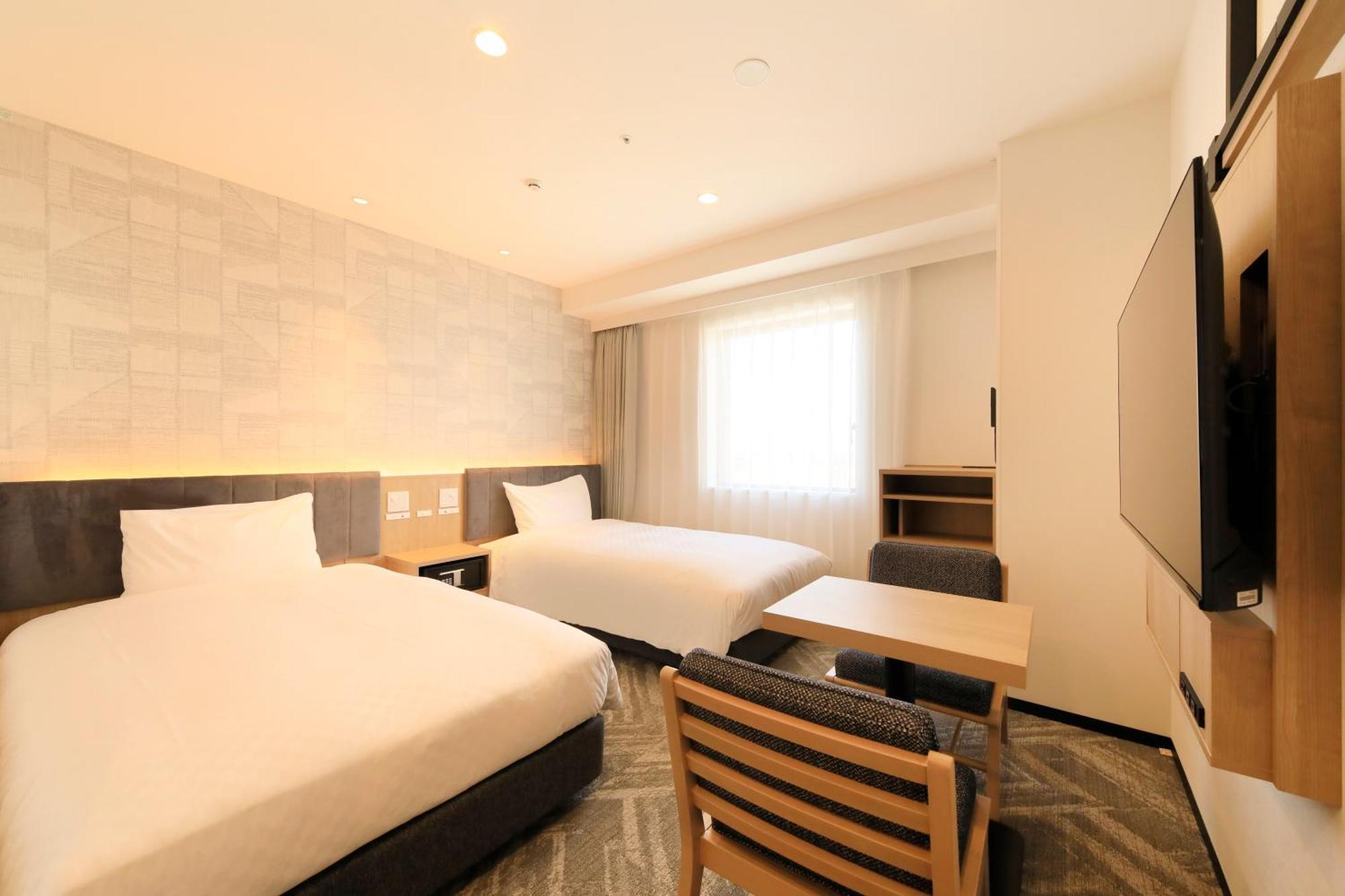 Via Inn Prime Sapporo Odori Екстериор снимка